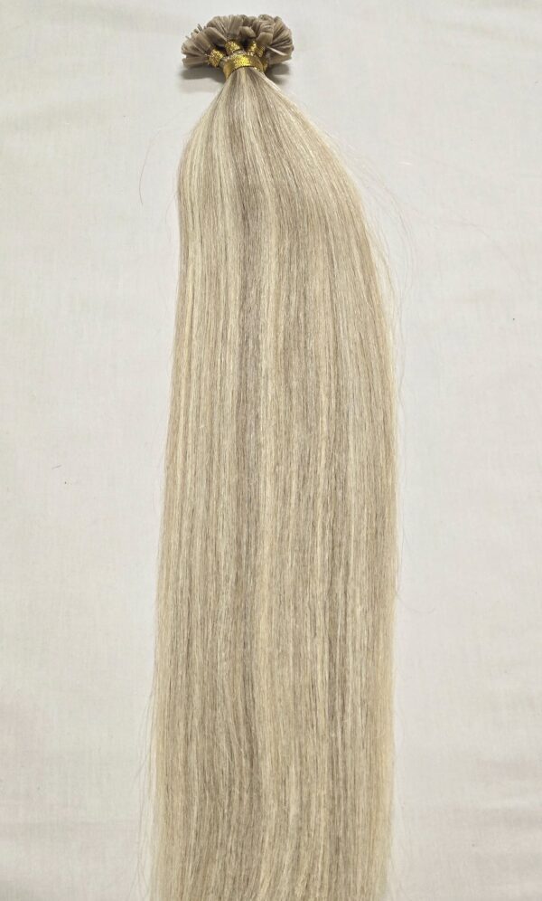 20″ 100 grams,150 strands ,100% Human V-Light Bonded Hair Extensions #18/613 Dark Blonde mixed with Platinum Blonde - Image 3