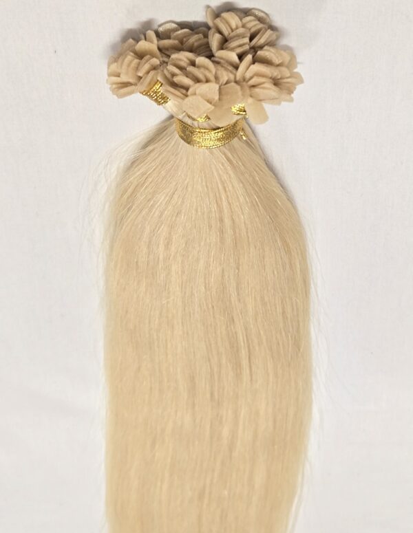 20″ 100 grams,150 strands ,100% Human V-Light Bonded Hair Extensions #60 White Blonde (Slightly Golden) - Image 4